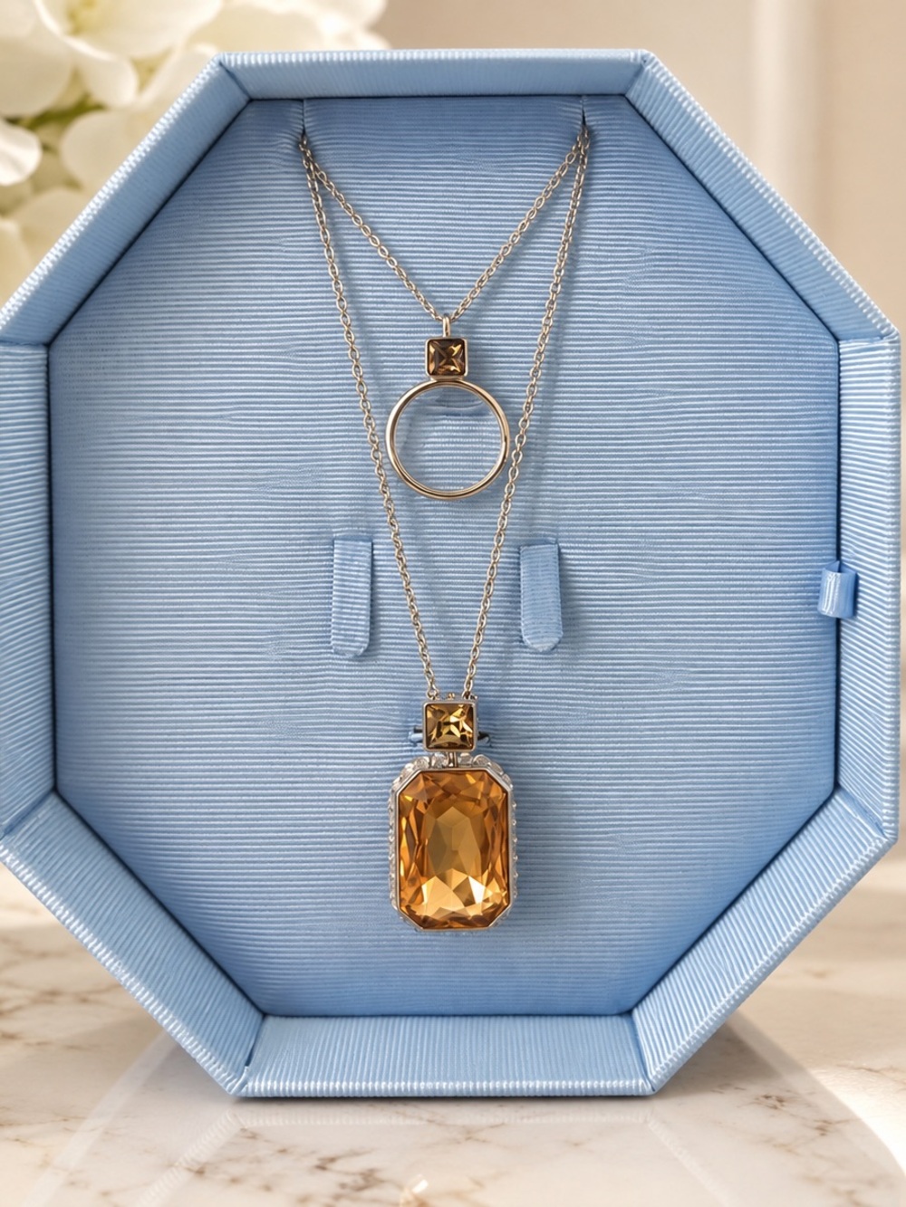SWAROVSKI SCS ELEGANCE OF AFRICA REVERSIBLE PENDANT NECKLACE SET (Box Included)